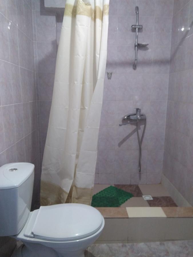 Guest House Zvanba Gagra Exterior photo
